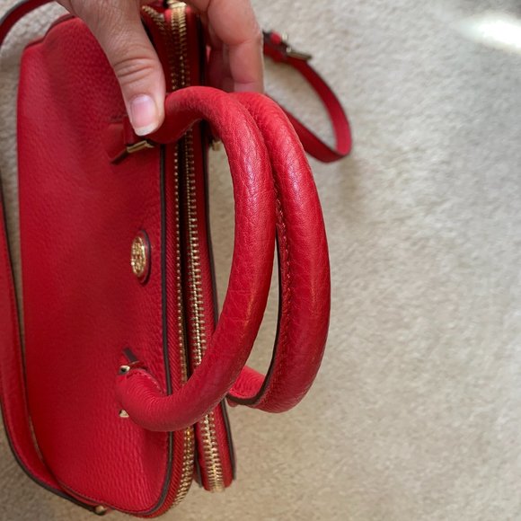 AuthenticTory Burch Robinson Small Red (Kir Royal) Pebbled Leather Satchel - EUC - Picture 7 of 8